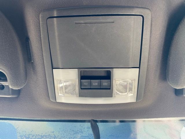 Used 2012 Ford Expedition Limited image 23