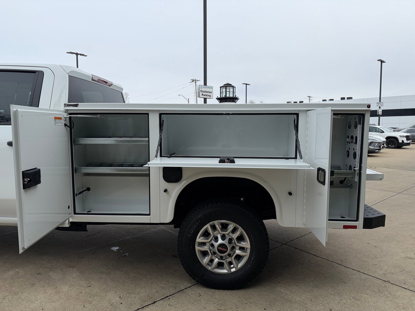 New 2026 GMC Sierra 2500 Pro w/ Convenience Package image 9