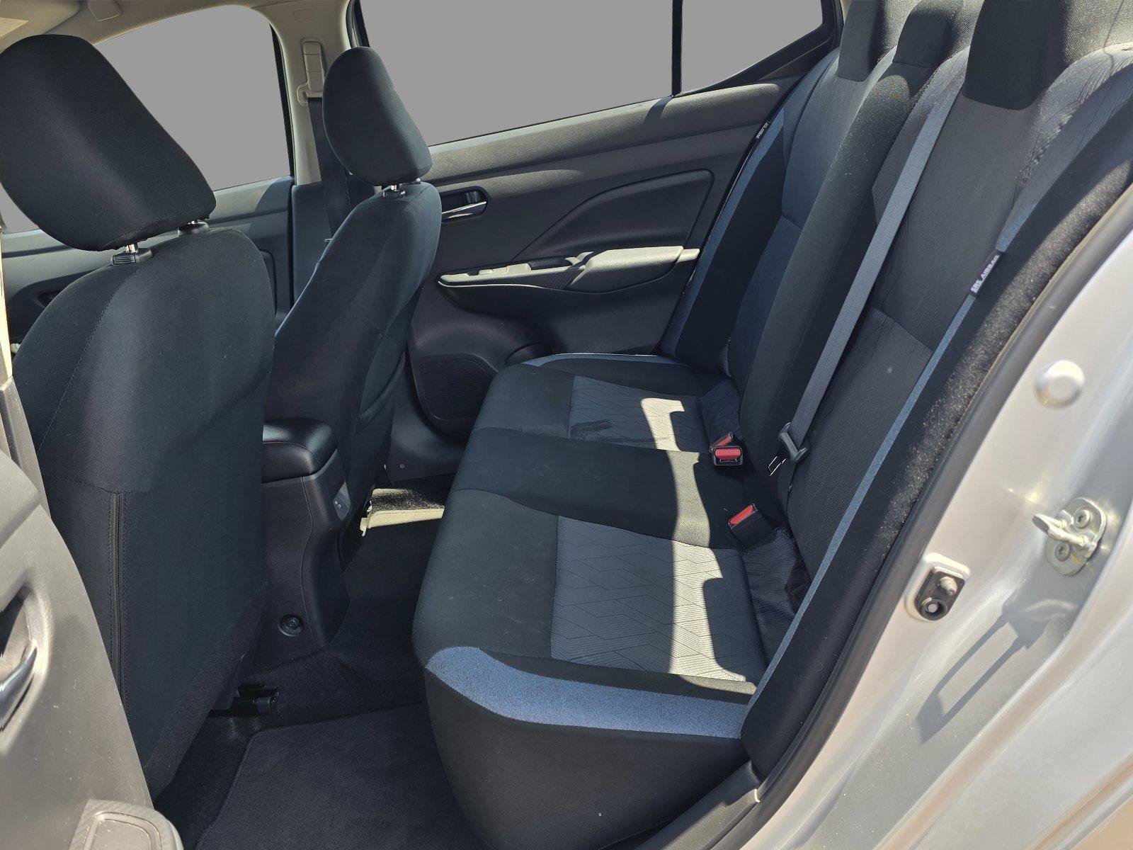 Used 2025 Nissan Versa SV FWD image 25