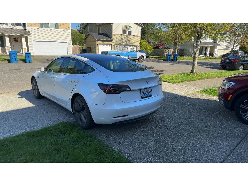 Used 2018 Tesla Model 3 Mid Range RWD image 6