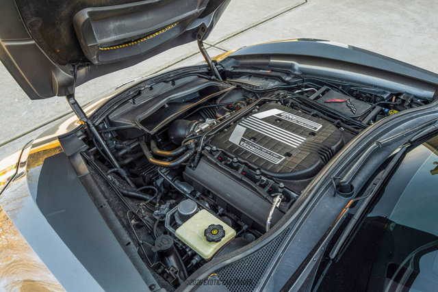 Used 2016 Chevrolet Corvette Z06 w/ 3LZ Preferred Equipment Group image 23