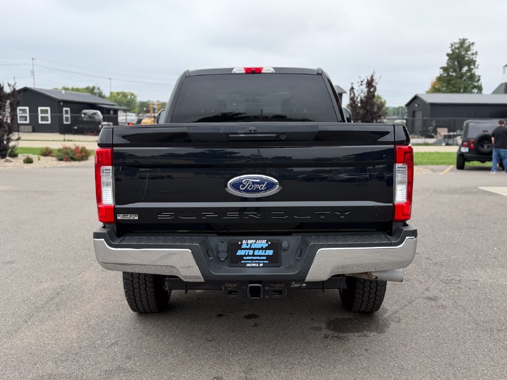 Used 2019 Ford F250 XL w/ STX Appearance Package AWD/4WD image 5