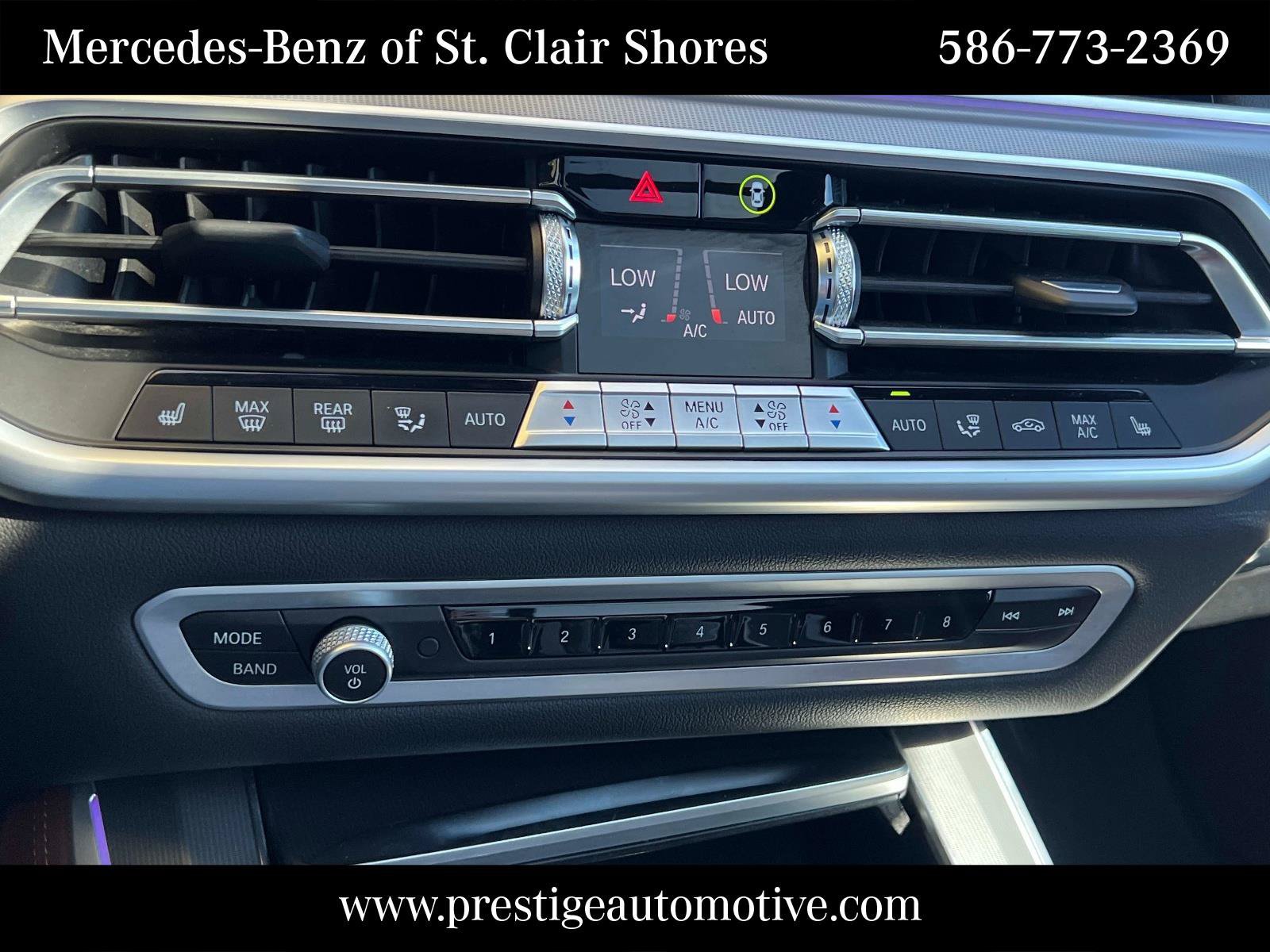 Used 2023 BMW X5 xDrive40i w/ Premium Package AWD/4WD image 30