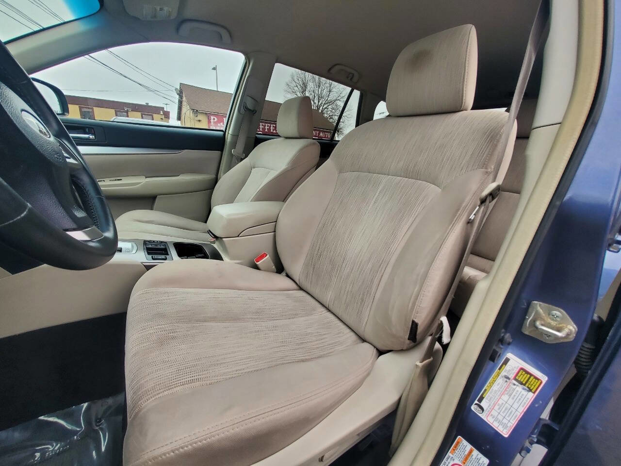 Used 2014 Subaru Outback 2.5i Premium AWD/4WD image 11