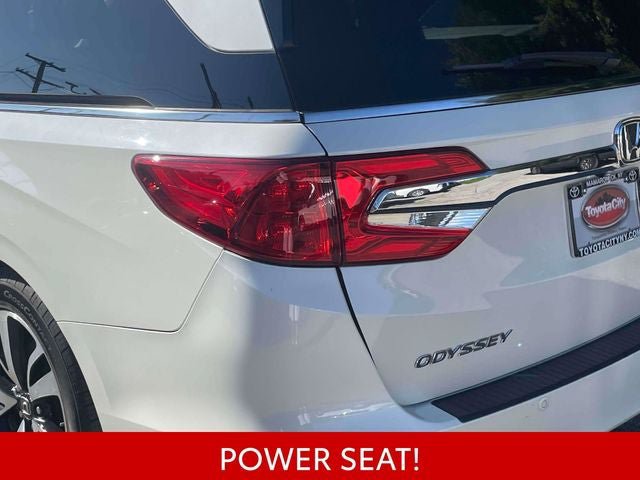 Used 2019 Honda Odyssey Elite image 11