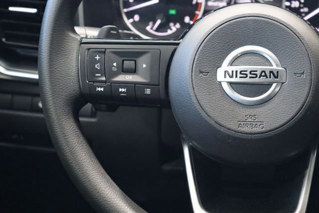 Used 2021 Nissan Rogue SV FWD image 28