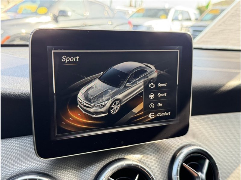 Used 2018 Mercedes-Benz CLA 250 image 46