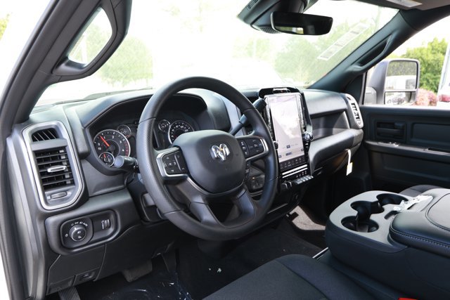 New 2026 RAM 3500 Tradesman image 25