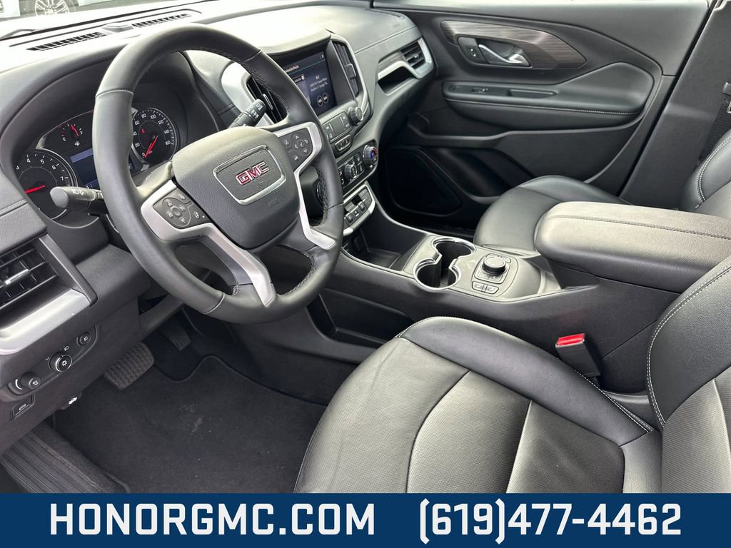 Used 2024 GMC Terrain SLT image 10