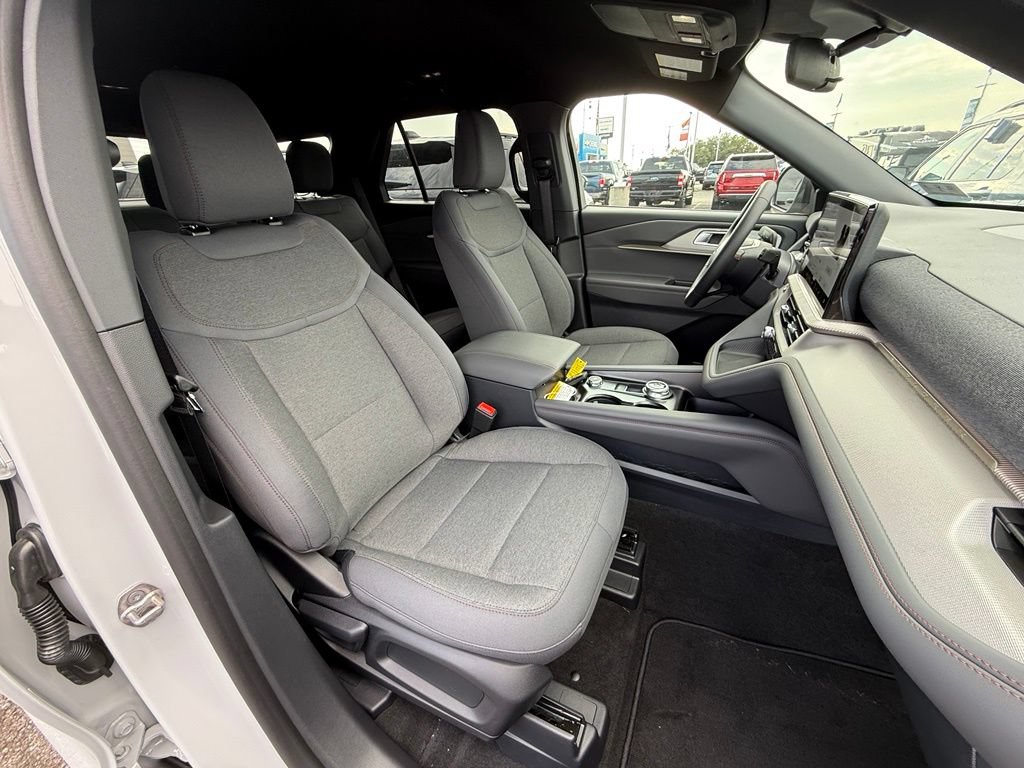 New 2027 Ford Explorer Active AWD/4WD image 23