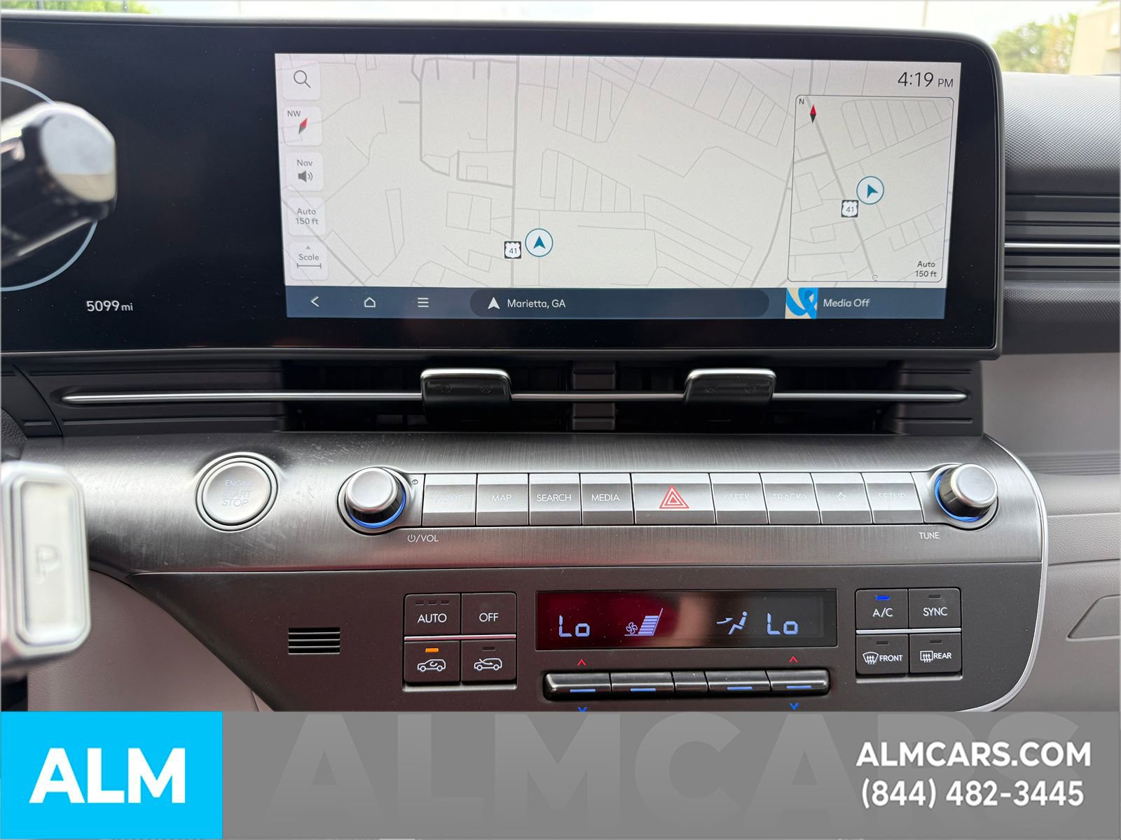 Used 2024 Hyundai Kona SEL w/ Convenience Package image 11