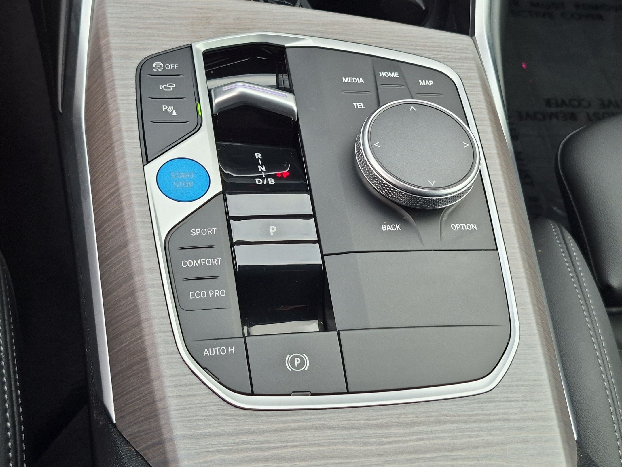 Certified 2025 BMW i4 eDrive40 w/ Parking Assistance Package RWD image 26