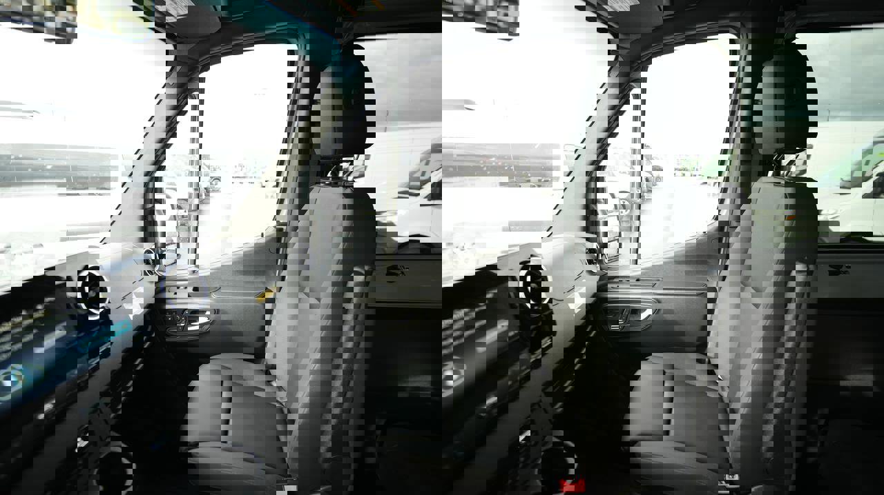 New 2026 Mercedes-Benz Sprinter 2500 image 12