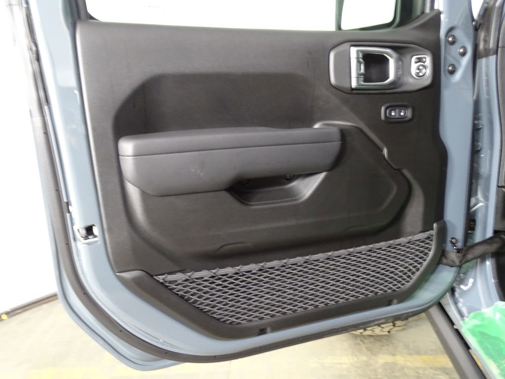 New 2026 Jeep Gladiator Mojave image 16