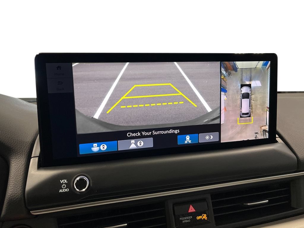New 2026 Honda Pilot Touring image 21