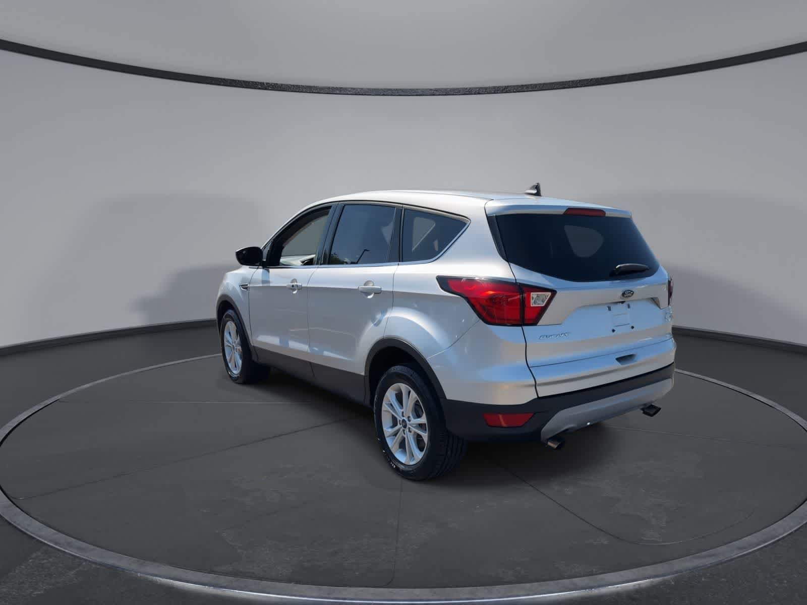 Used 2019 Ford Escape SE AWD/4WD image 6