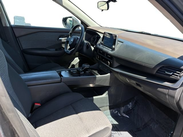Used 2023 Nissan Rogue SV FWD image 20