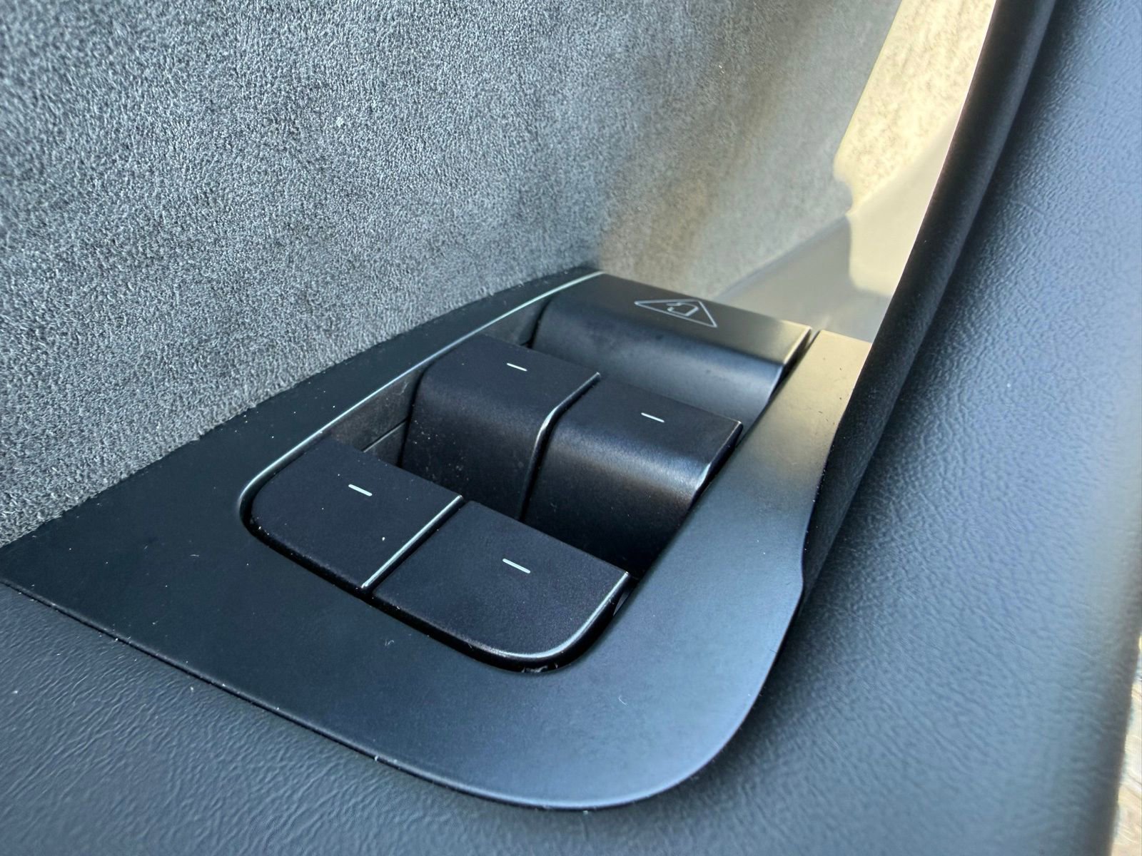 Used 2026 Tesla Model Y Long Range image 18