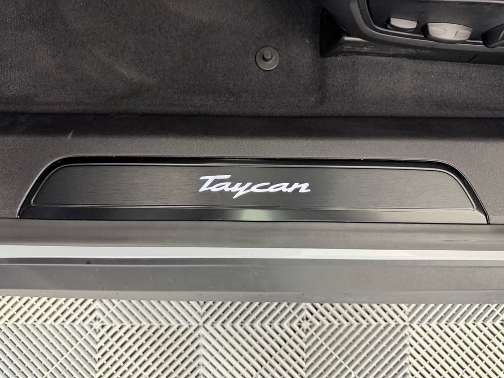 Certified 2026 Porsche Taycan RWD image 20