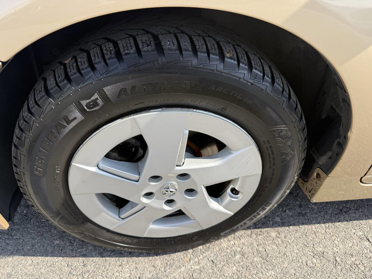 Used 2010 Toyota Prius Three FWD image 15