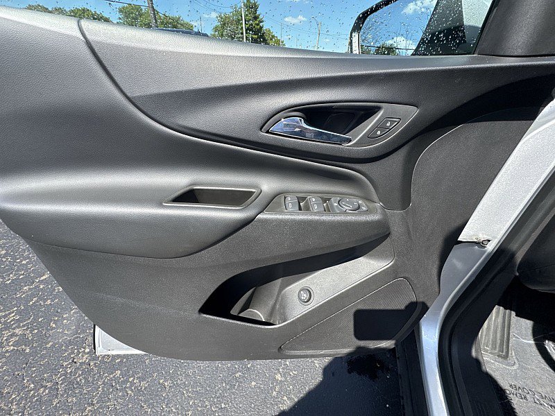 Used 2021 Chevrolet Equinox LT image 21