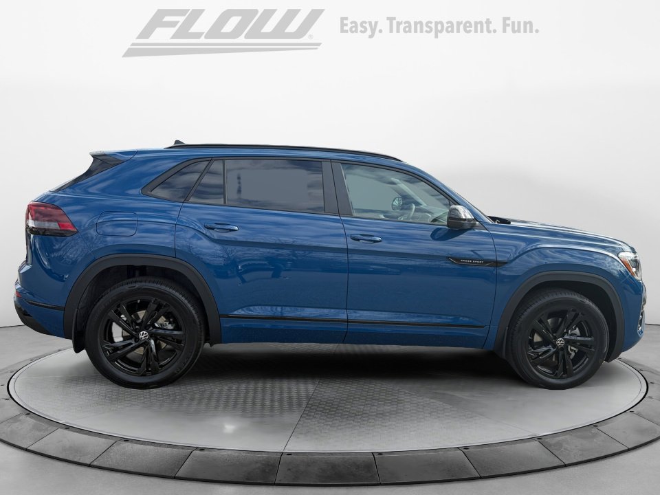 New 2026 Volkswagen Atlas Cross Sport SEL R-Line image 8