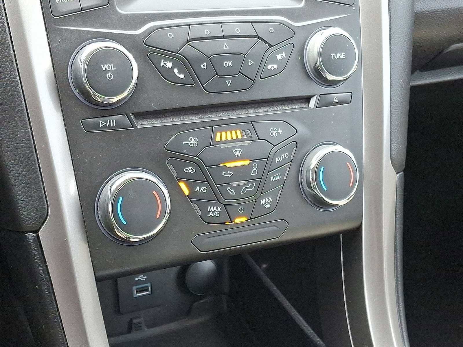 Used 2018 Ford Fusion S image 23