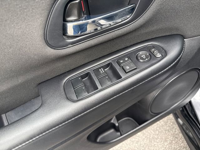 Used 2021 Honda HR-V Sport image 10