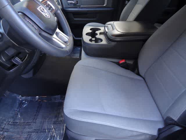 Used 2024 RAM 1500 Classic SLT image 6