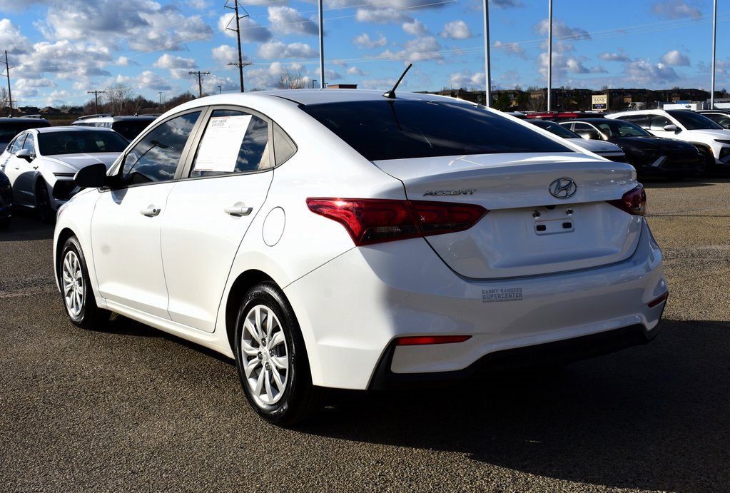Used 2020 Hyundai Accent SE image 4