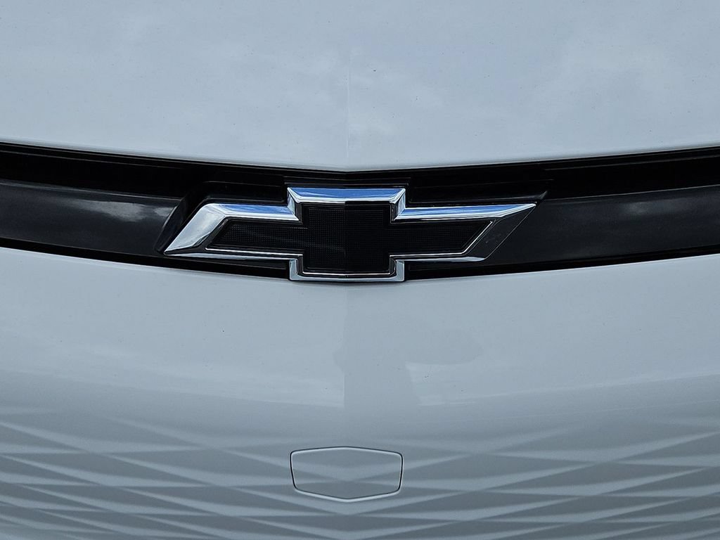 New 2027 Chevrolet Bolt LT w/ Comfort Package FWD image 21