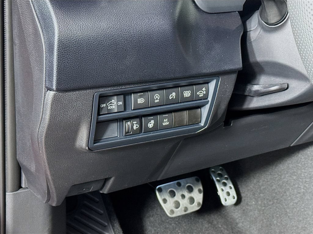 New 2025 Toyota Tundra SR5 w/ TRD Off-Road Premium Package AWD/4WD image 15
