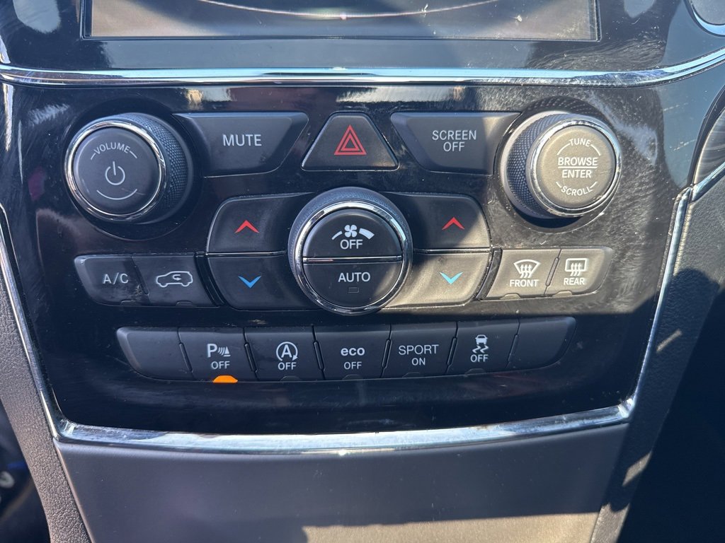 Used 2022 Jeep Grand Cherokee Limited w/ Trailer Tow Group IV image 26