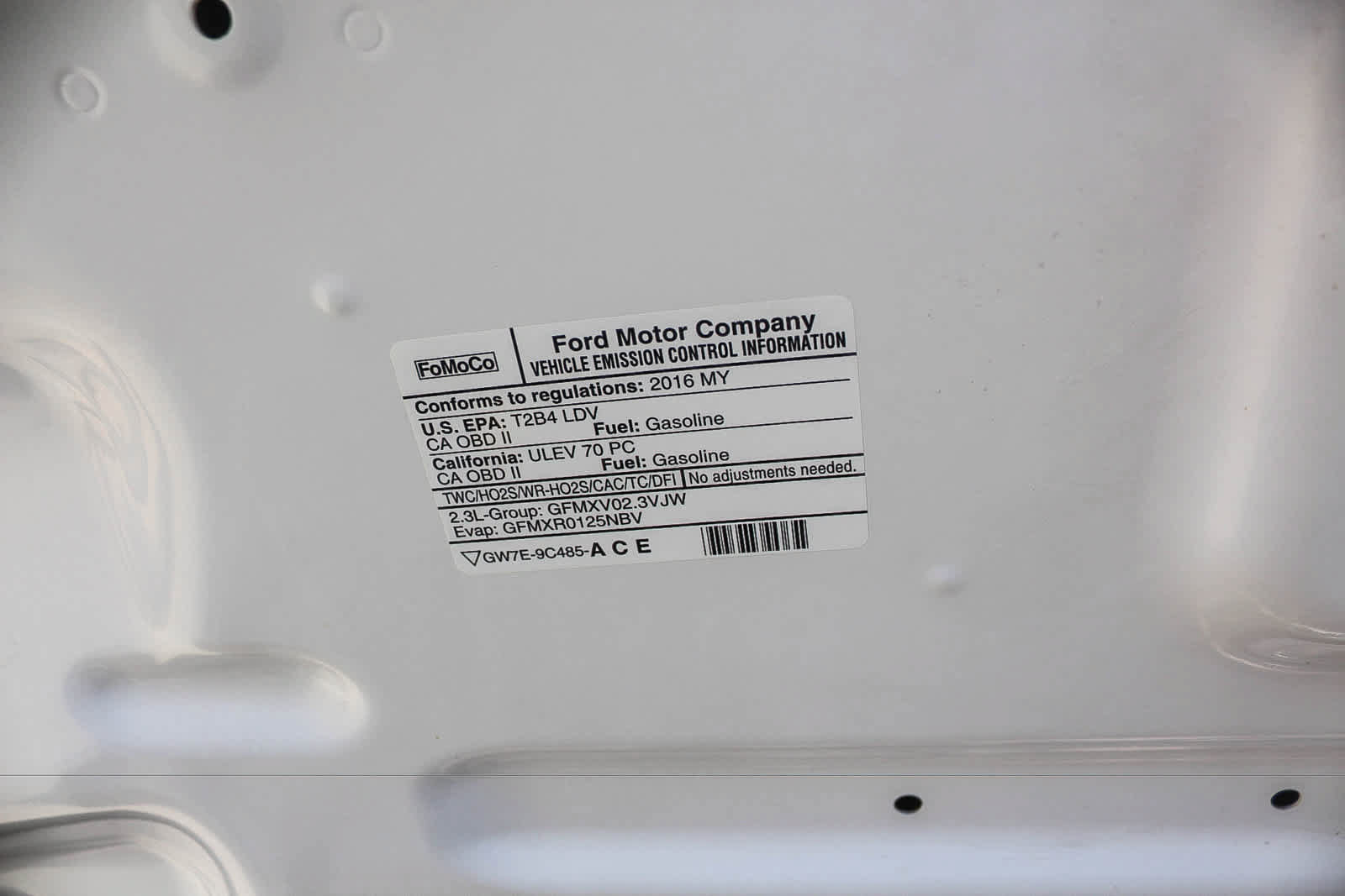 Used 2016 Ford Mustang Premium RWD image 34