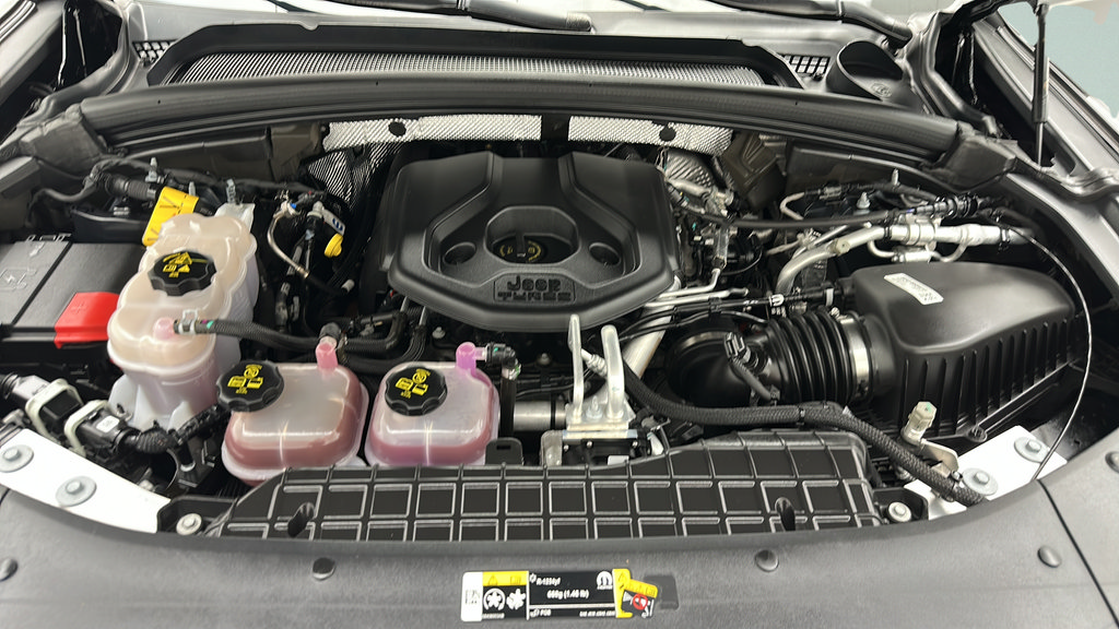 Used 2023 Jeep Grand Cherokee 4WD 4xe image 26