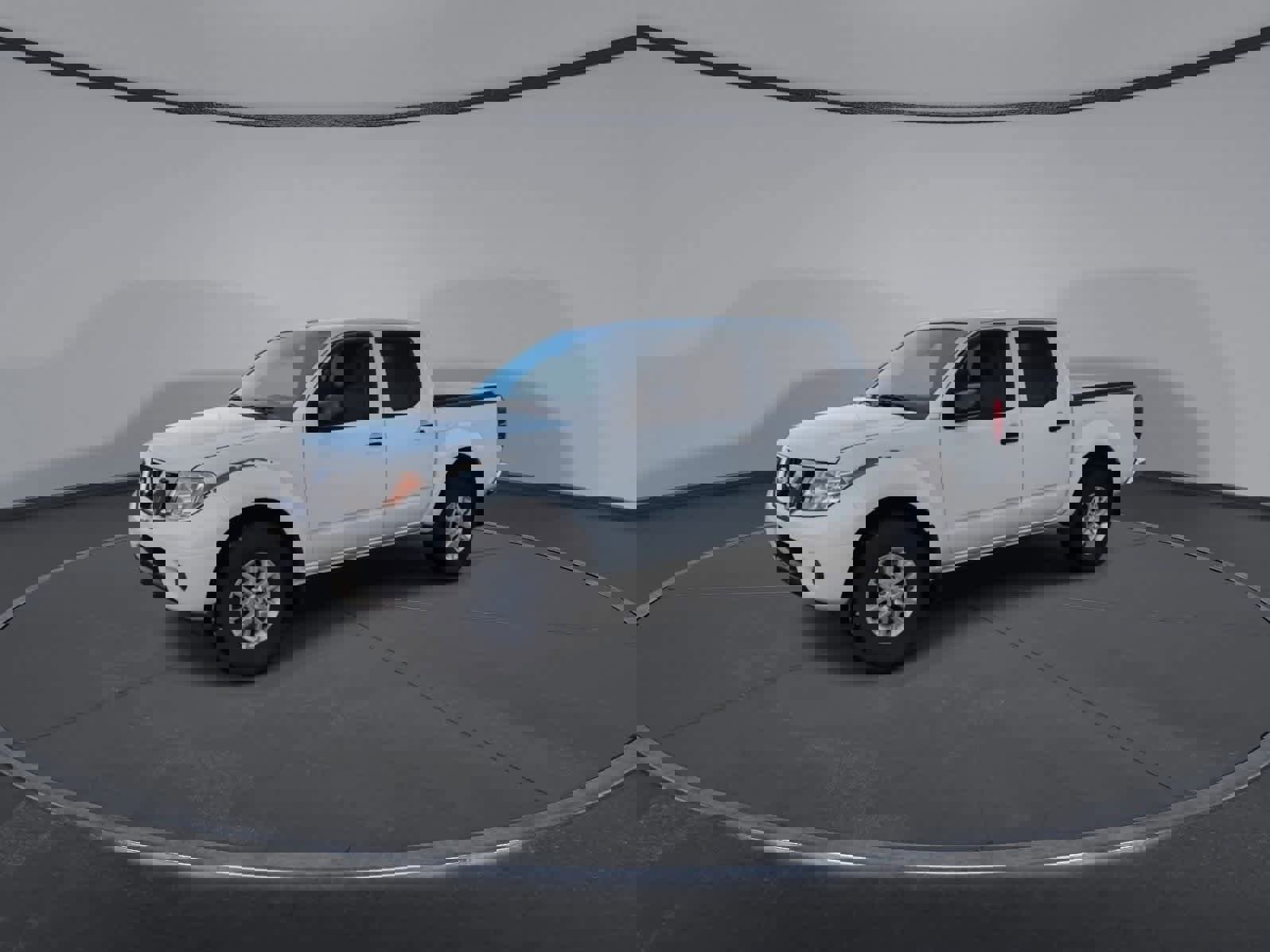 Used 2018 Nissan Frontier SV image 4