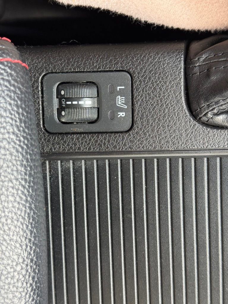 Used 2013 Subaru Impreza WRX STI image 27