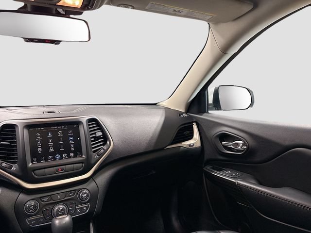 Used 2014 Jeep Cherokee Limited FWD image 23