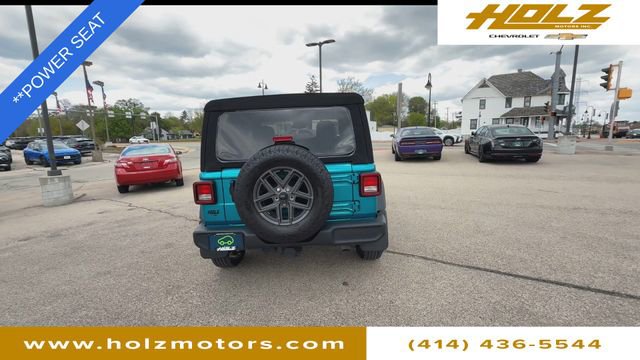 Used 2024 Jeep Wrangler Sport AWD/4WD image 8
