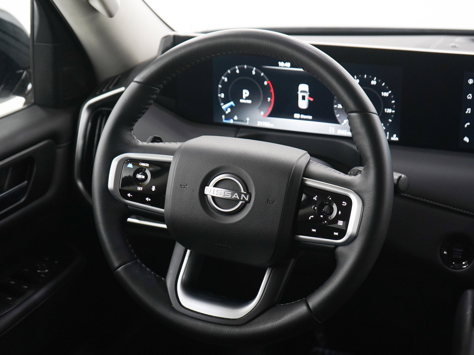 Certified 2025 Nissan Armada SV AWD/4WD image 15