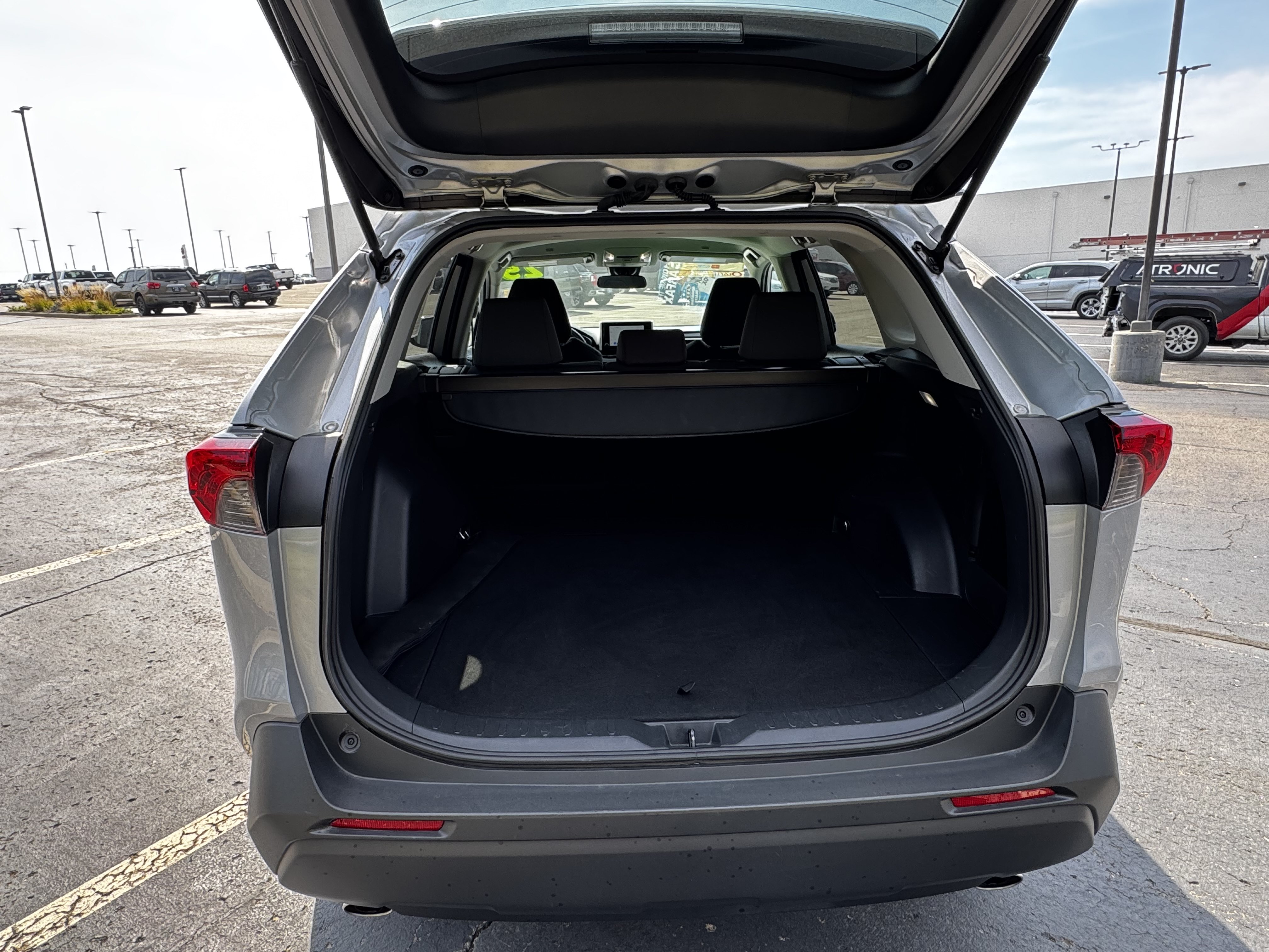 Certified 2025 Toyota RAV4 XLE AWD/4WD image 11