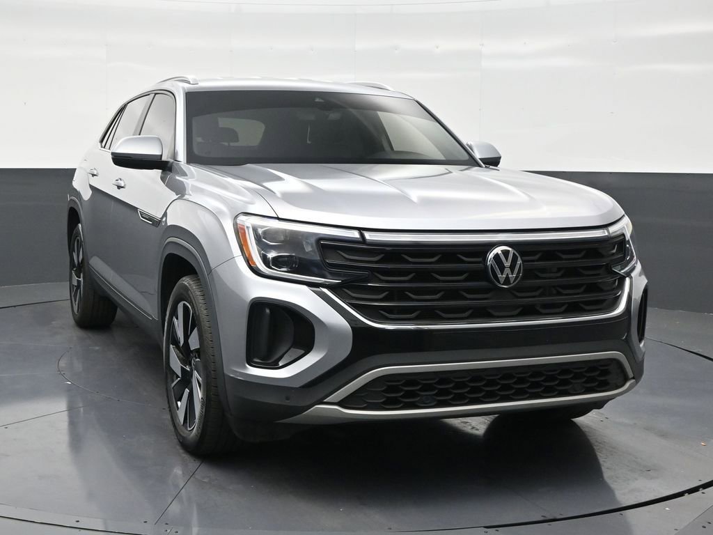 Used 2024 Volkswagen Atlas Cross Sport SE image 7