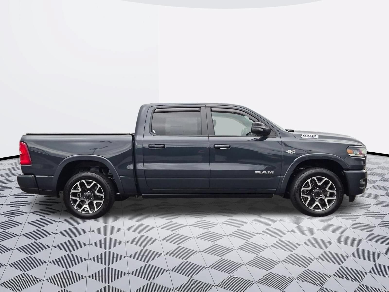 Used 2026 RAM 1500 Laramie AWD/4WD image 8
