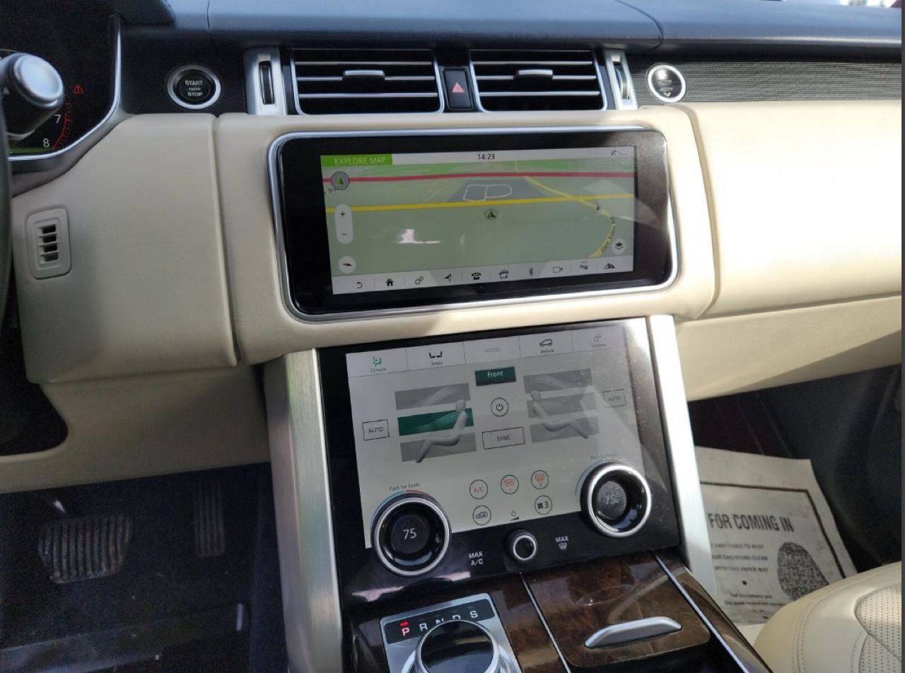 Used 2020 Land Rover Range Rover HSE image 16