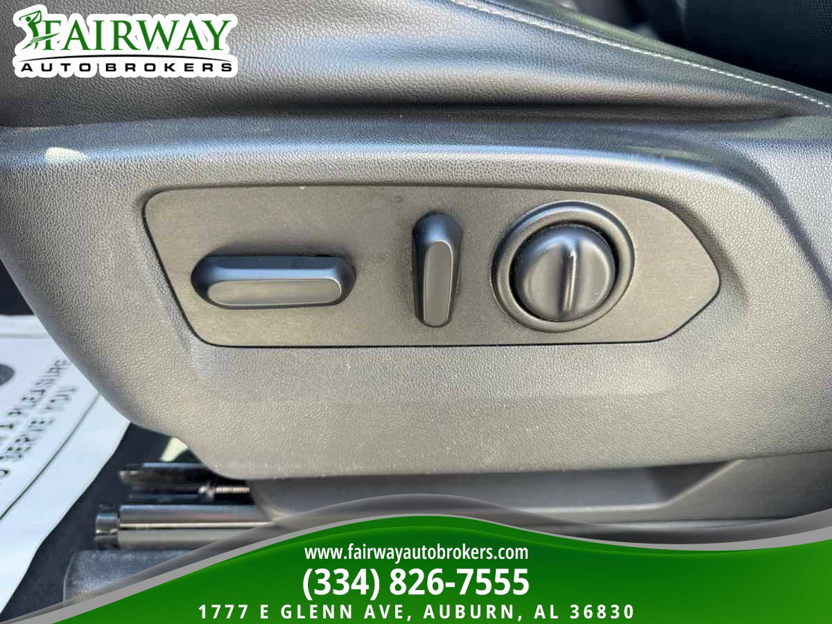 Used 2020 Chevrolet Silverado 1500 LTZ w/ LTZ Plus Package AWD/4WD image 16
