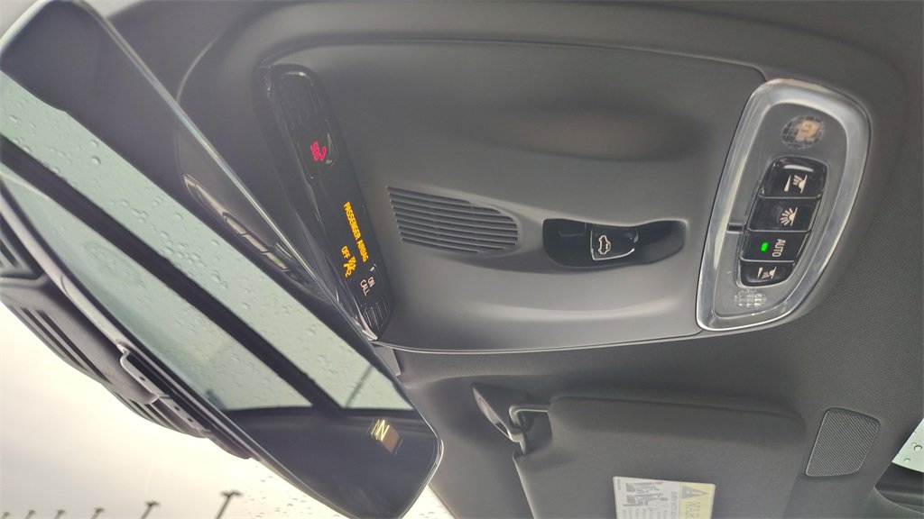 Used 2018 Volvo XC90 T6 R-Design w/ Convenience Package image 26