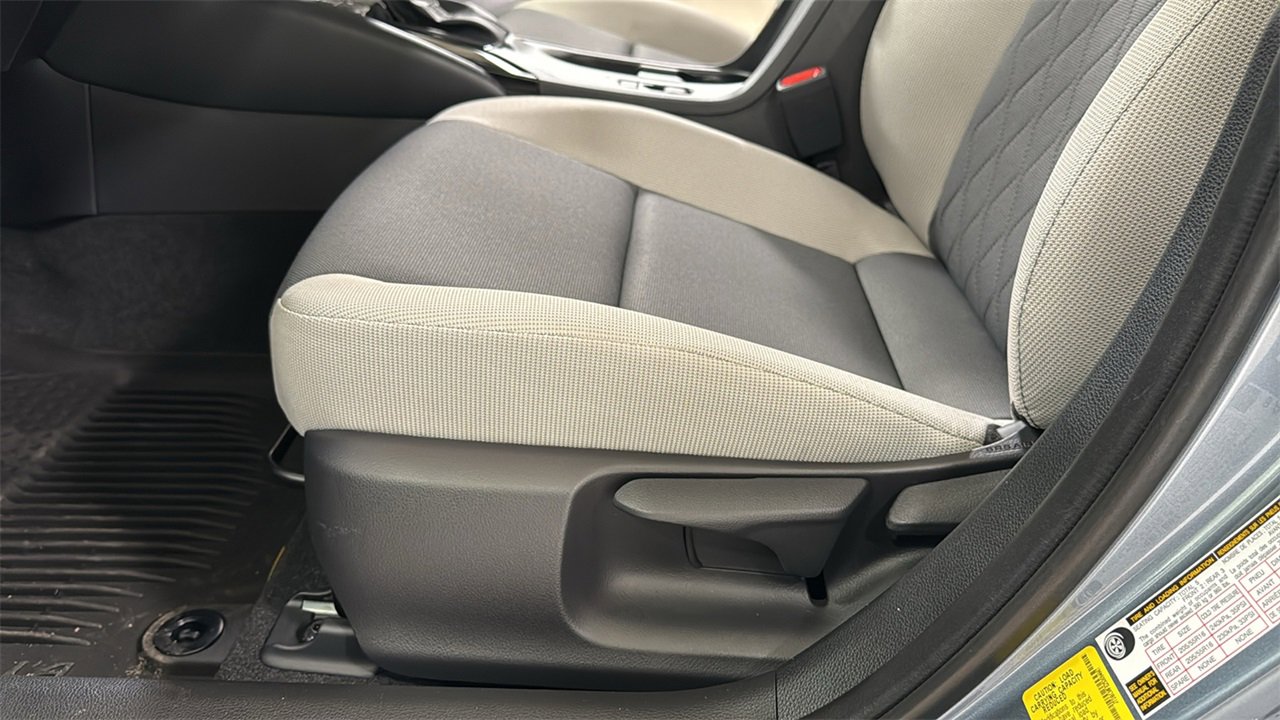 New 2025 Toyota Corolla LE image 14