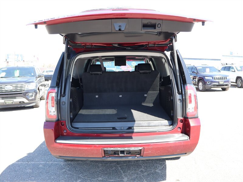 Used 2016 GMC Yukon XL Denali w/ Open Road Package AWD/4WD image 7