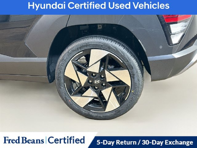 Certified 2024 Hyundai Kona Limited AWD/4WD image 10