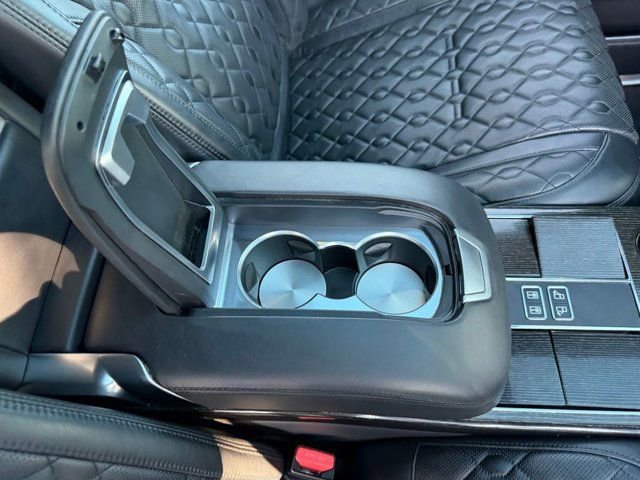Used 2021 Land Rover Range Rover SV Autobiography Dynamic AWD/4WD image 37